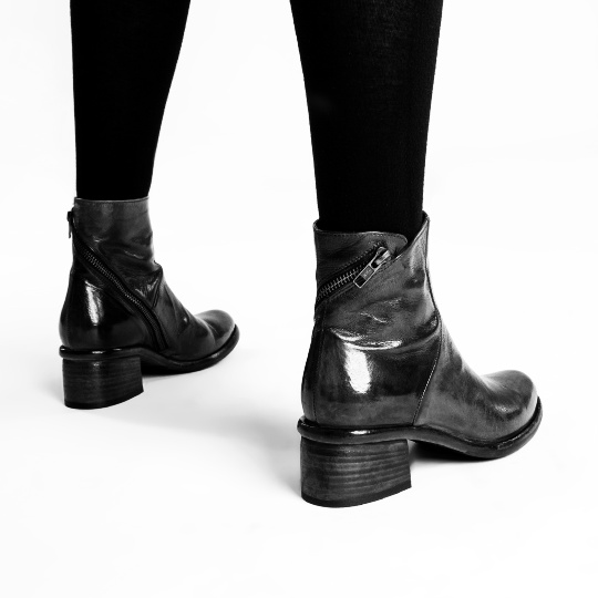 King Tartufoli SELVA BLK Shopping Online