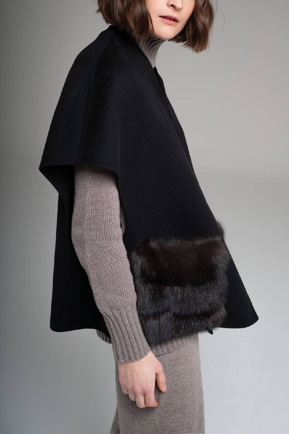Manzoni 24 Gilet in tessuto cashmere Loro Piana con tasche in zibellino Qualità Garantita