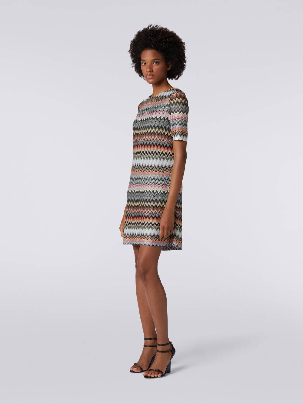 Missoni Abito a maniche corte in cotone e viscosa zig zag Saldi
