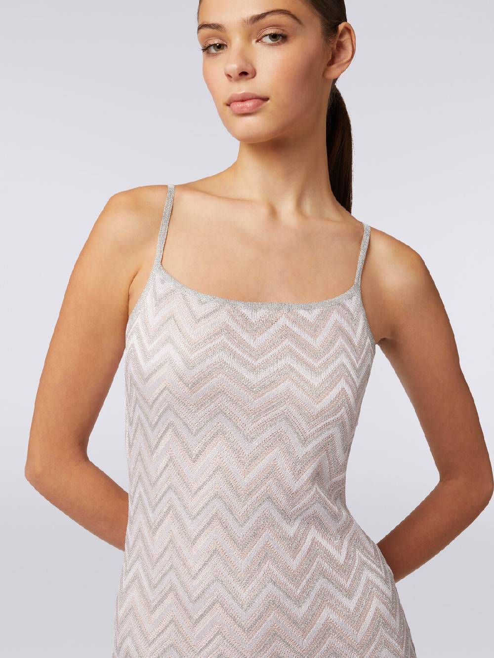 Missoni Abito lungo senza maniche in viscosa lamé zig zag 2025