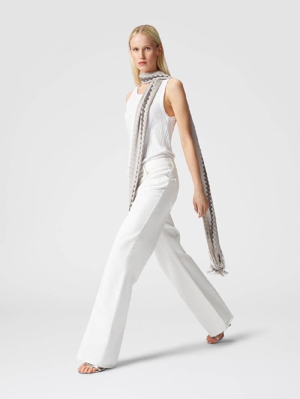 Missoni Sciarpa in misto viscosa con motivo a onde e frange Vendite Flash