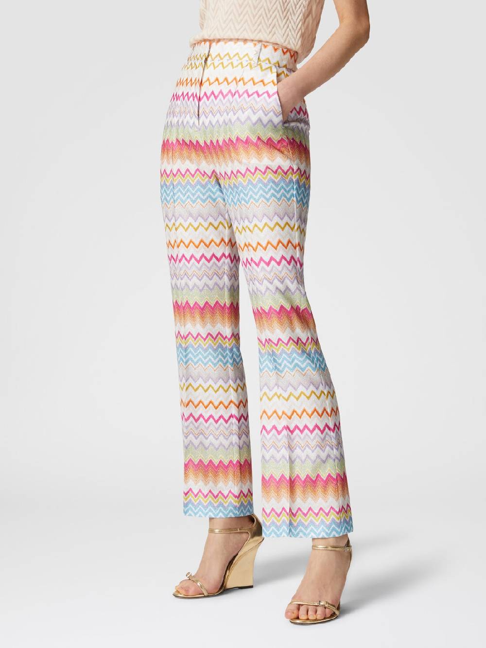 Missoni Pantaloni capri in maglia chevron lamé con paillettes 2025