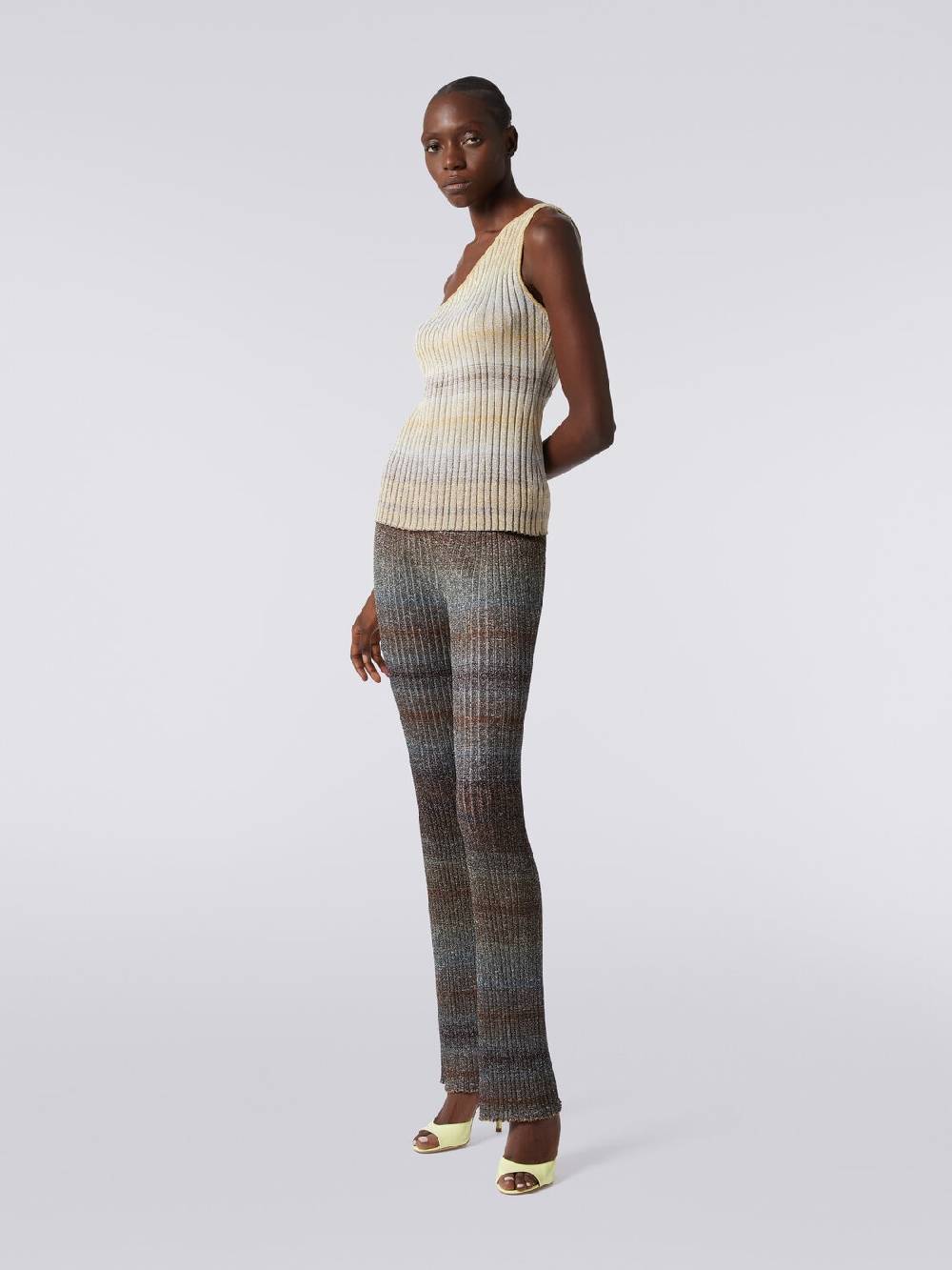 Missoni Pantaloni dritti in viscosa e lurex a costine Presa