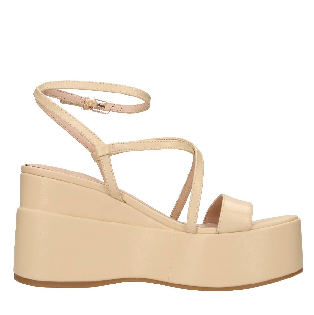 GUESS Sandali con zeppa in pelle Spedizione Gratuita