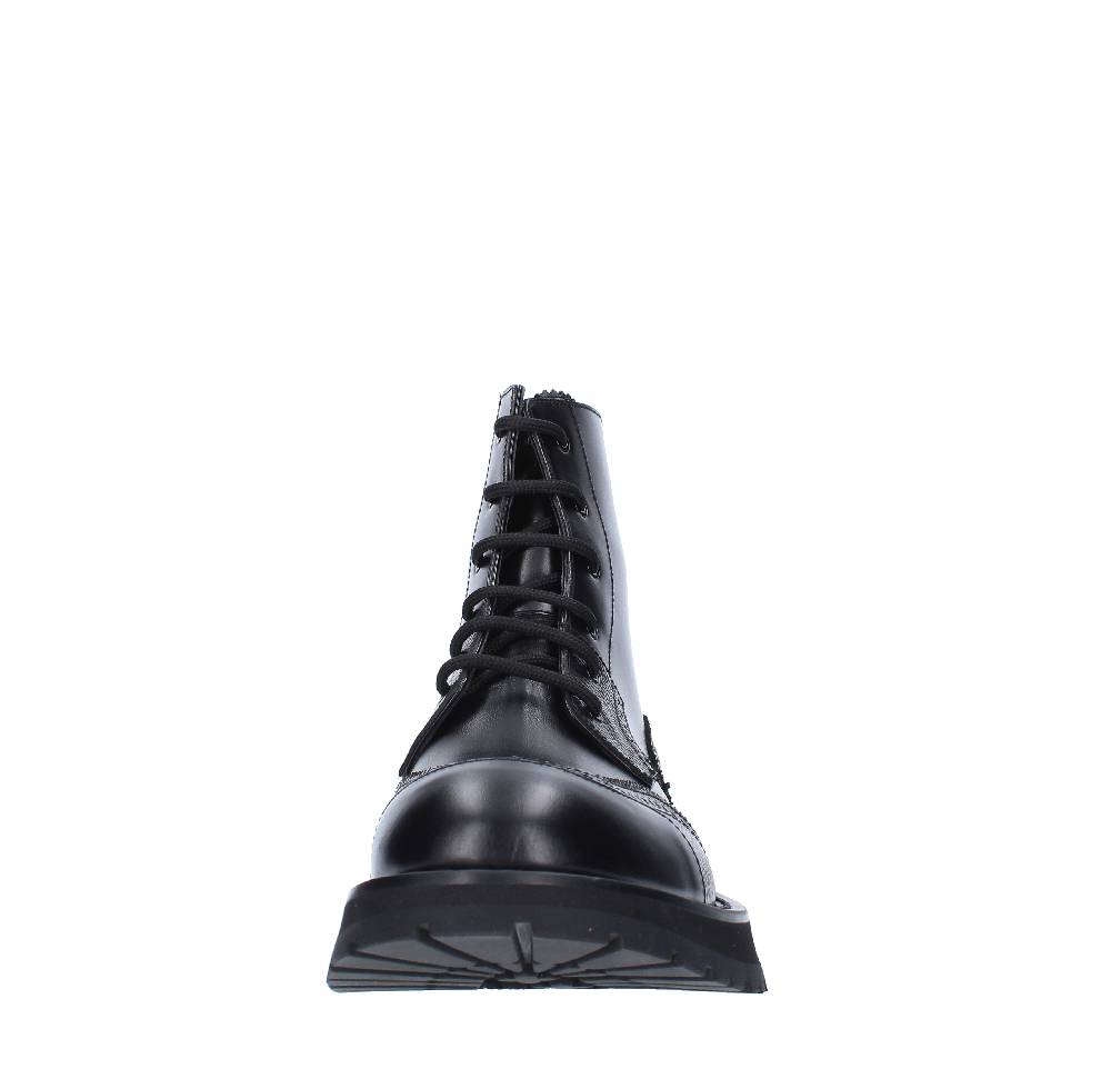 ALEXANDER MCQUEEN Stivaletti in pelle Sottocosto