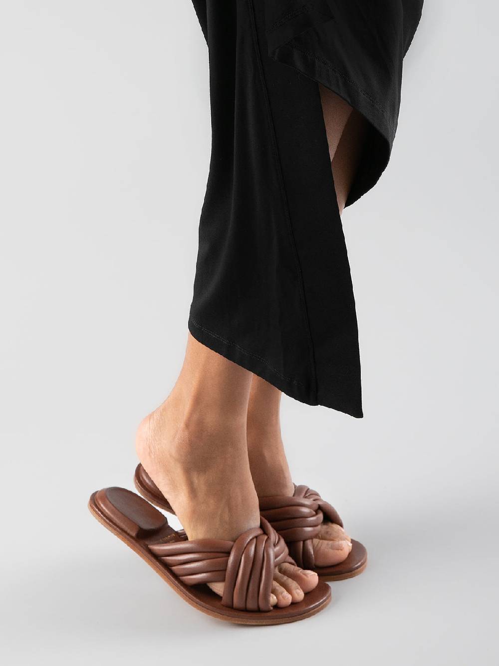 Officine Creative CYBILLE 004 Sandali in Pelle Marrone Soddisfazione Garantita