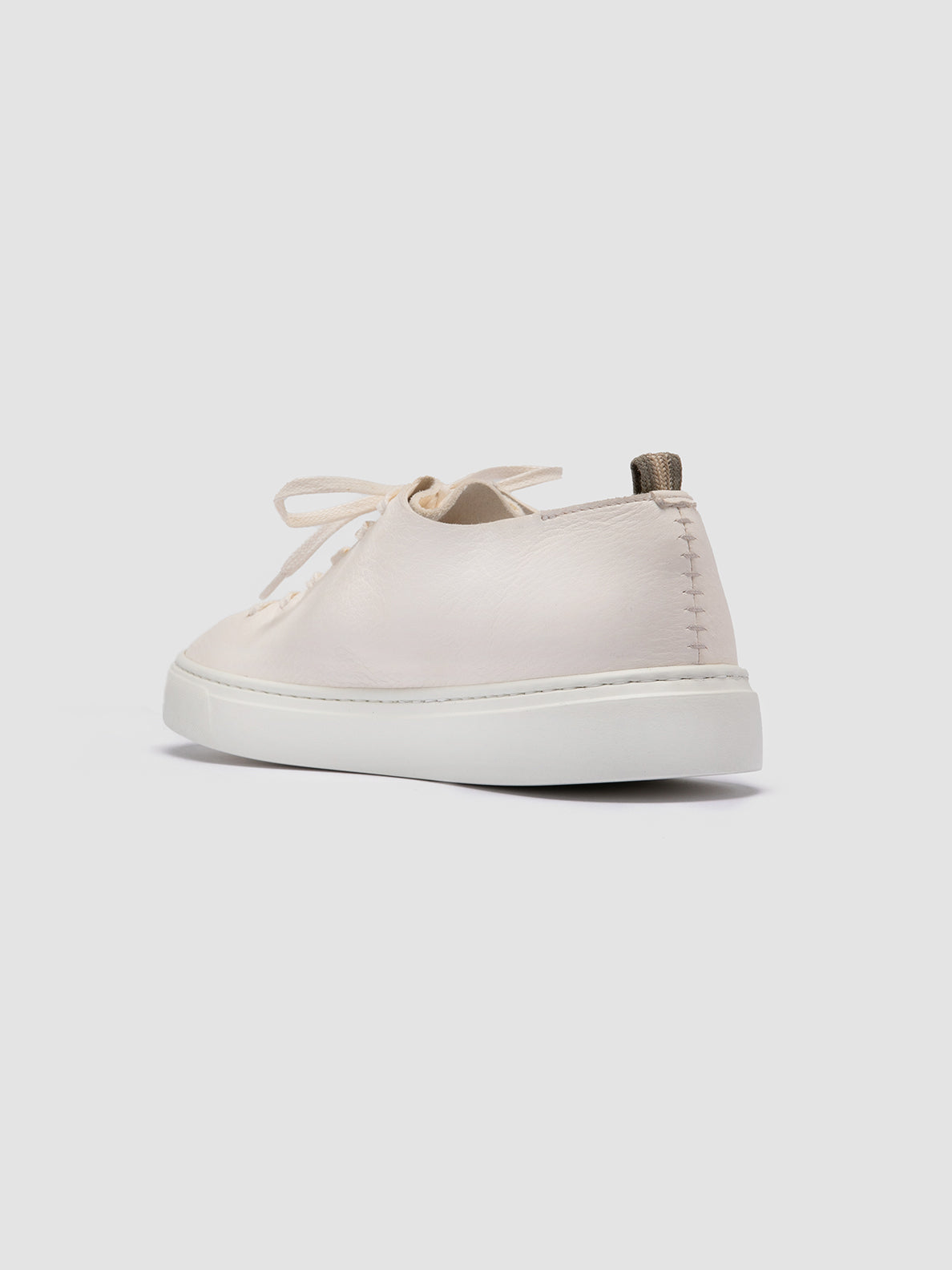 Officine Creative LEGGERA 100 White Leather Low Top Sneakers Sconto