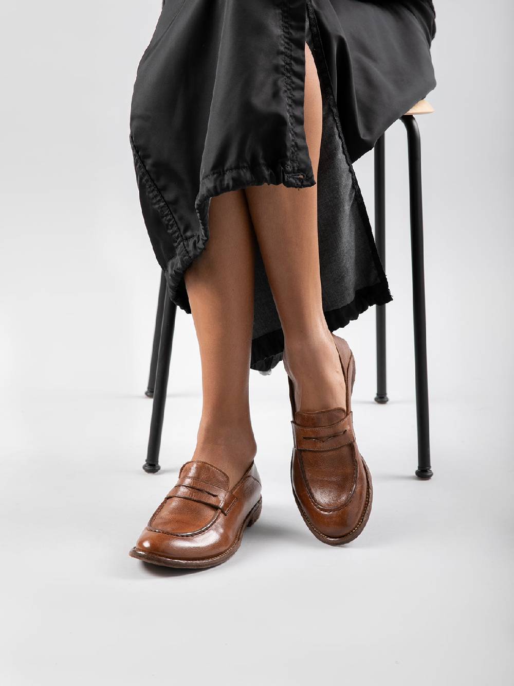 Officine Creative LEXIKON 516 Mocassini in Pelle Nera In Saldo