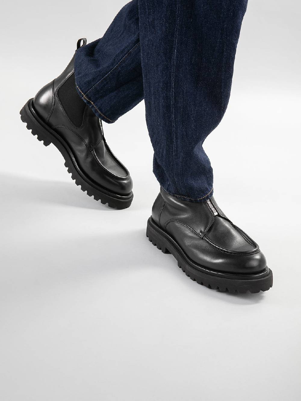 Officine Creative EVENTUAL 018 Stivali Zip in Pelle Nera Online