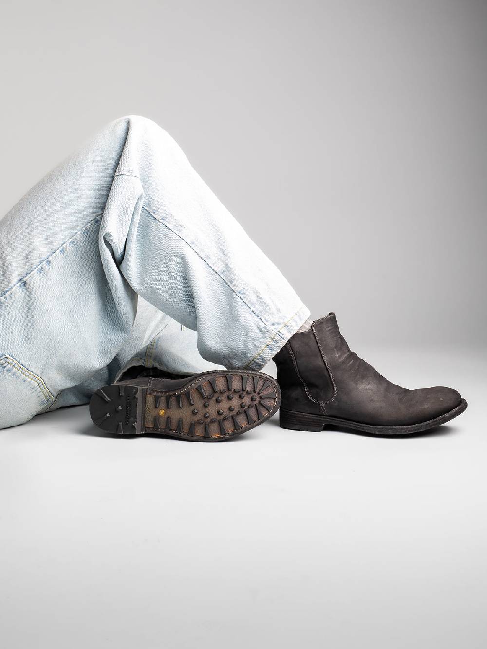 Officine Creative ARBUS 021 Stivaletti Chelsea in Pelle Grigia Negozi Online