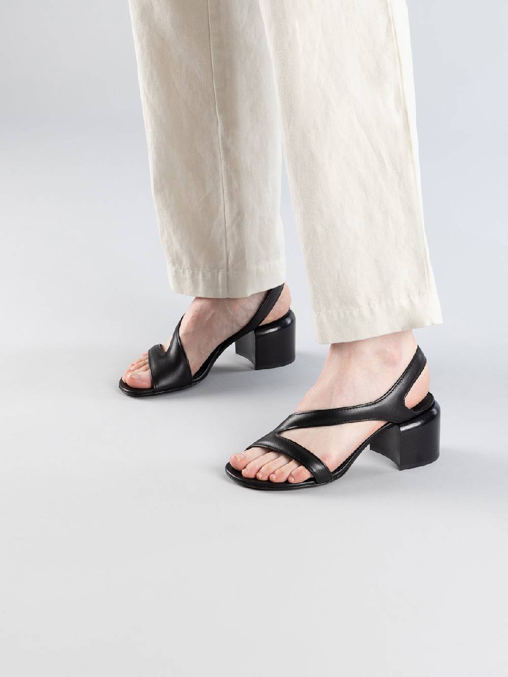 Officine Creative ETHEL 023 Sandali in Pelle Bianca Acquista Ora