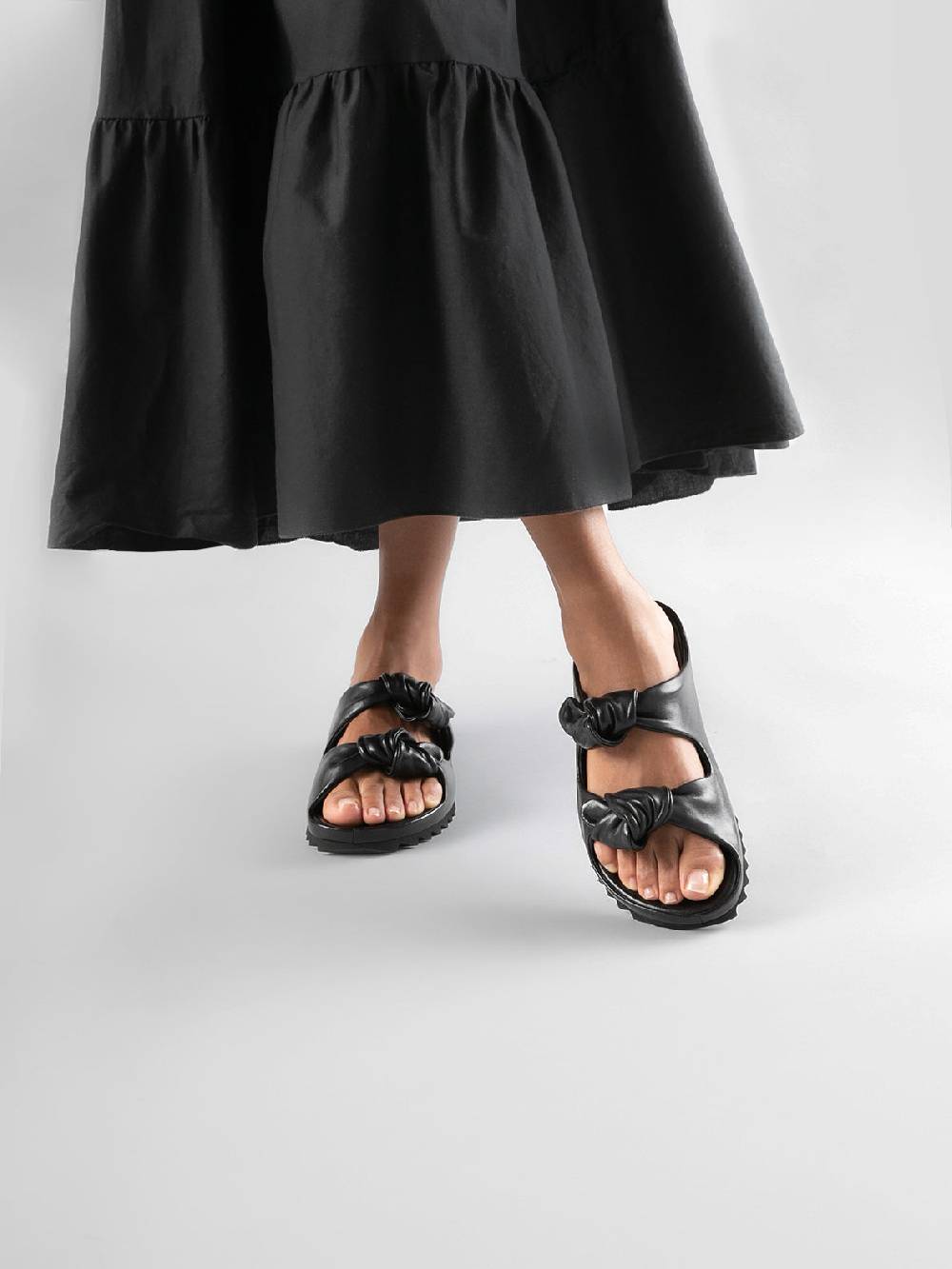 Officine Creative PELAGIE 010 Sandali in Pelle Intrecciata Nera Shopping Online