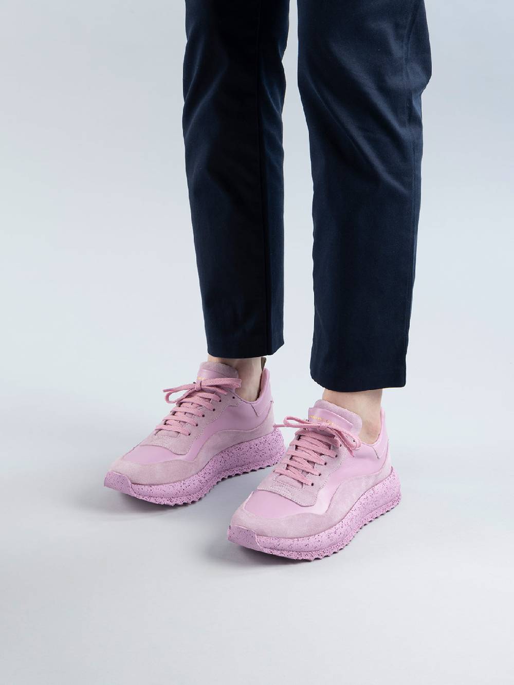 Officine Creative RACE RUBREX 101 Sneakers Basse in Pelle e Camoscio Rosa Sottocosto