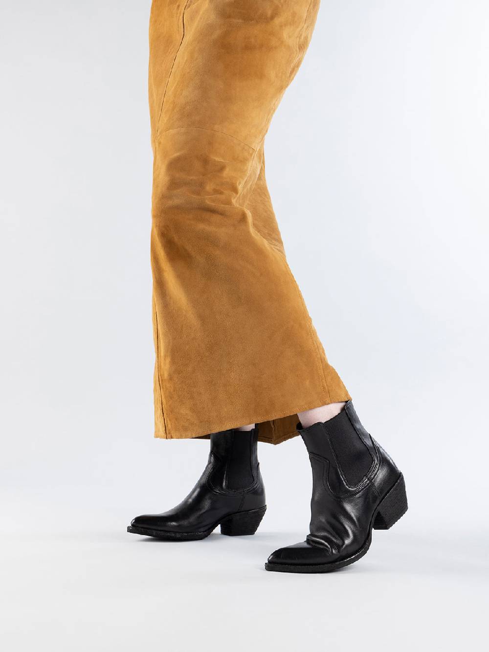 Officine Creative WANDA DD 102 Stivaletti Chelsea in Pelle Nera Shopping Online