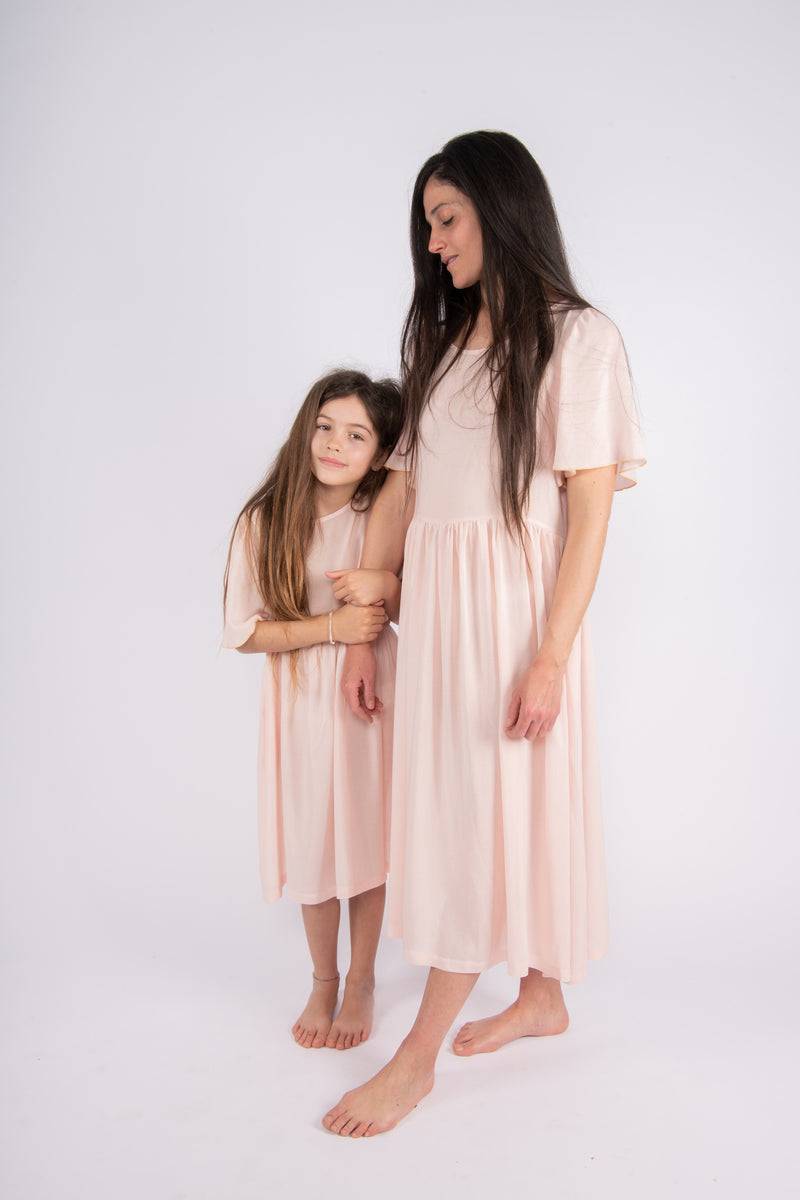 Olive E Miele MiniMe abito Dorothea cipria Novità