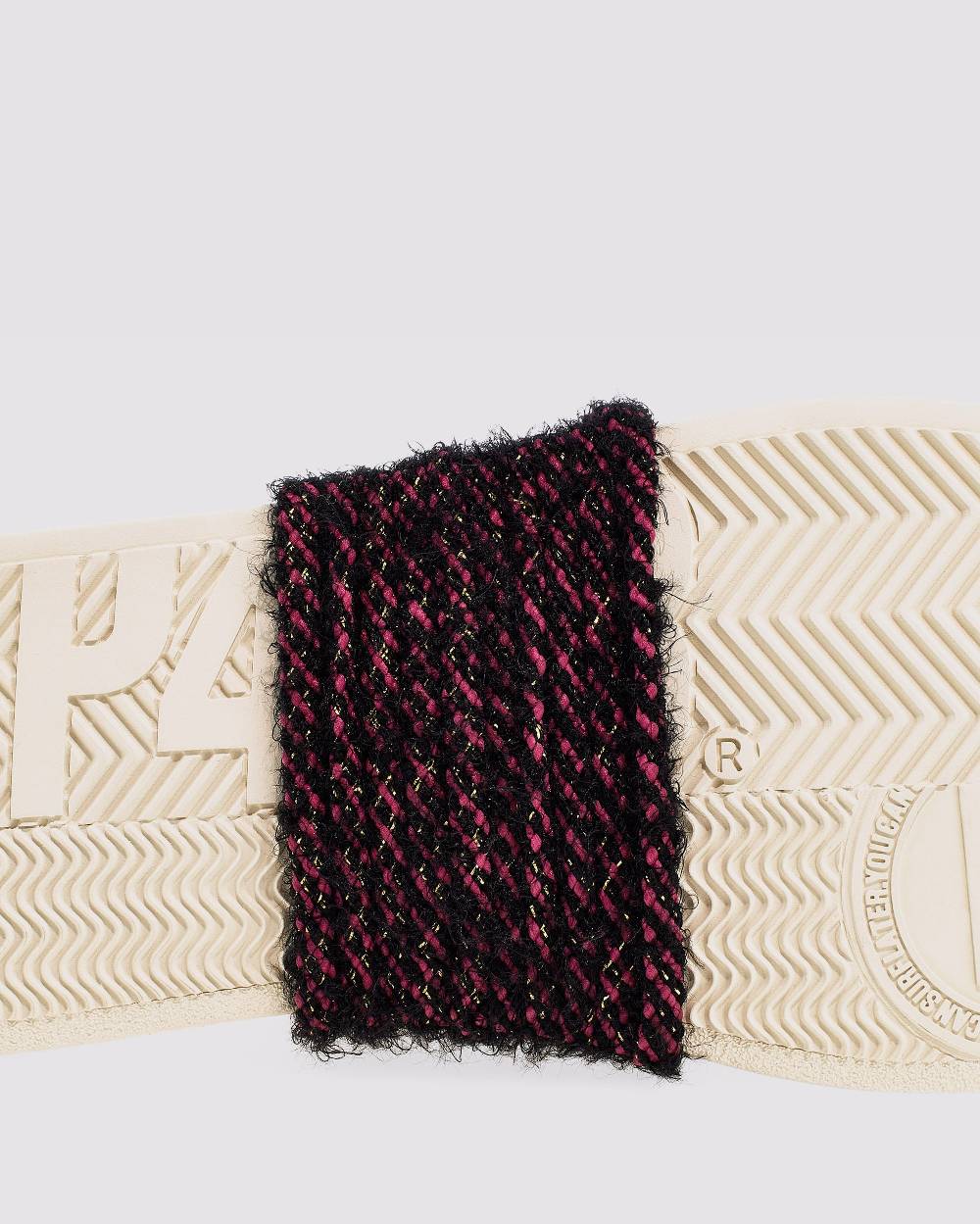 P448 Shoelaces Fuchsia/Black/Gold Nuovo