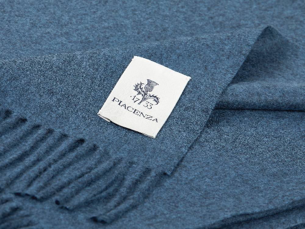 Piacenza 1733 Aeternum Plaid blu in puro Cashmere I Più Venduti