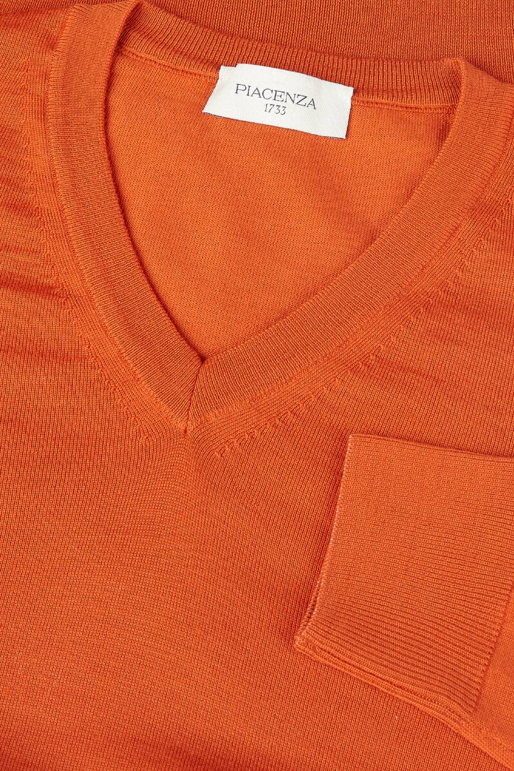 Piacenza 1733 Scollo V lana merino super fine arancio Soddisfazione Garantita