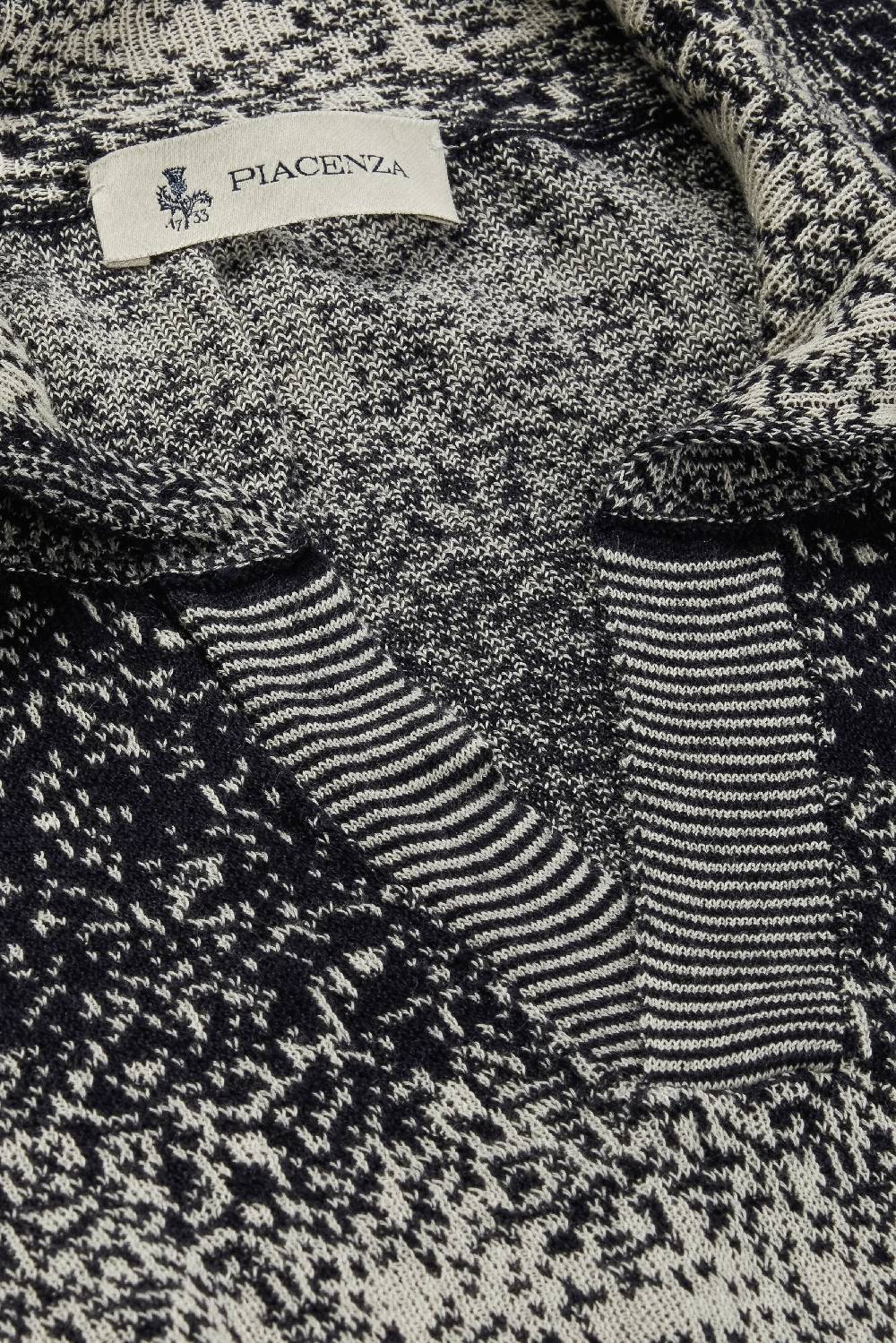 Piacenza 1733 Polo maniche lunghe pixel shadow stripe bianco e blu Promozione Limitata