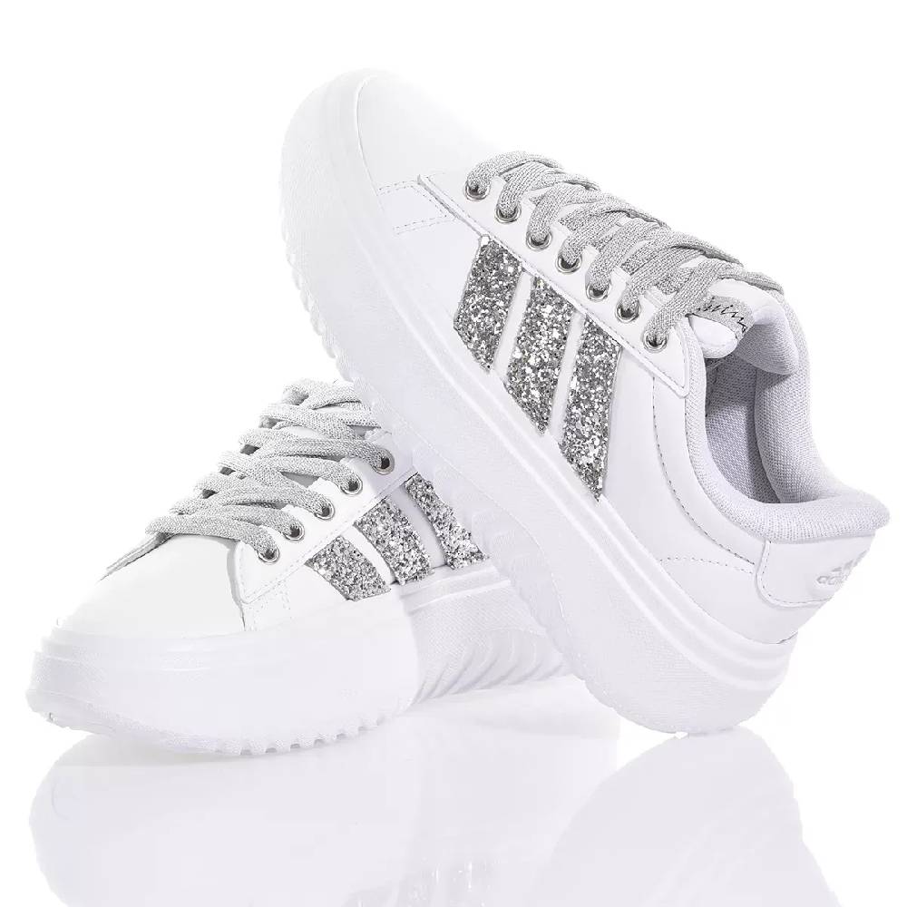 ADIDAS  Sneakers Adidas da Donna Piattaforma Bianco Argento in Eco-Pelle In Vendita