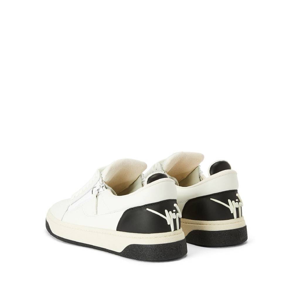 GIUSEPPE ZANOTTI DESIGN  Sneakers Basse Uomo Giuseppe Zanotti in Pelle Bianca Online