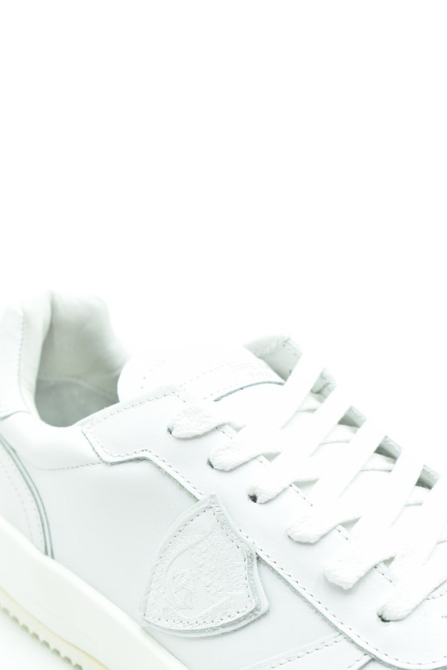 PHILIPPE MODEL  Sneakers Philippe Model in Pelle Bianca da Donna In Linea