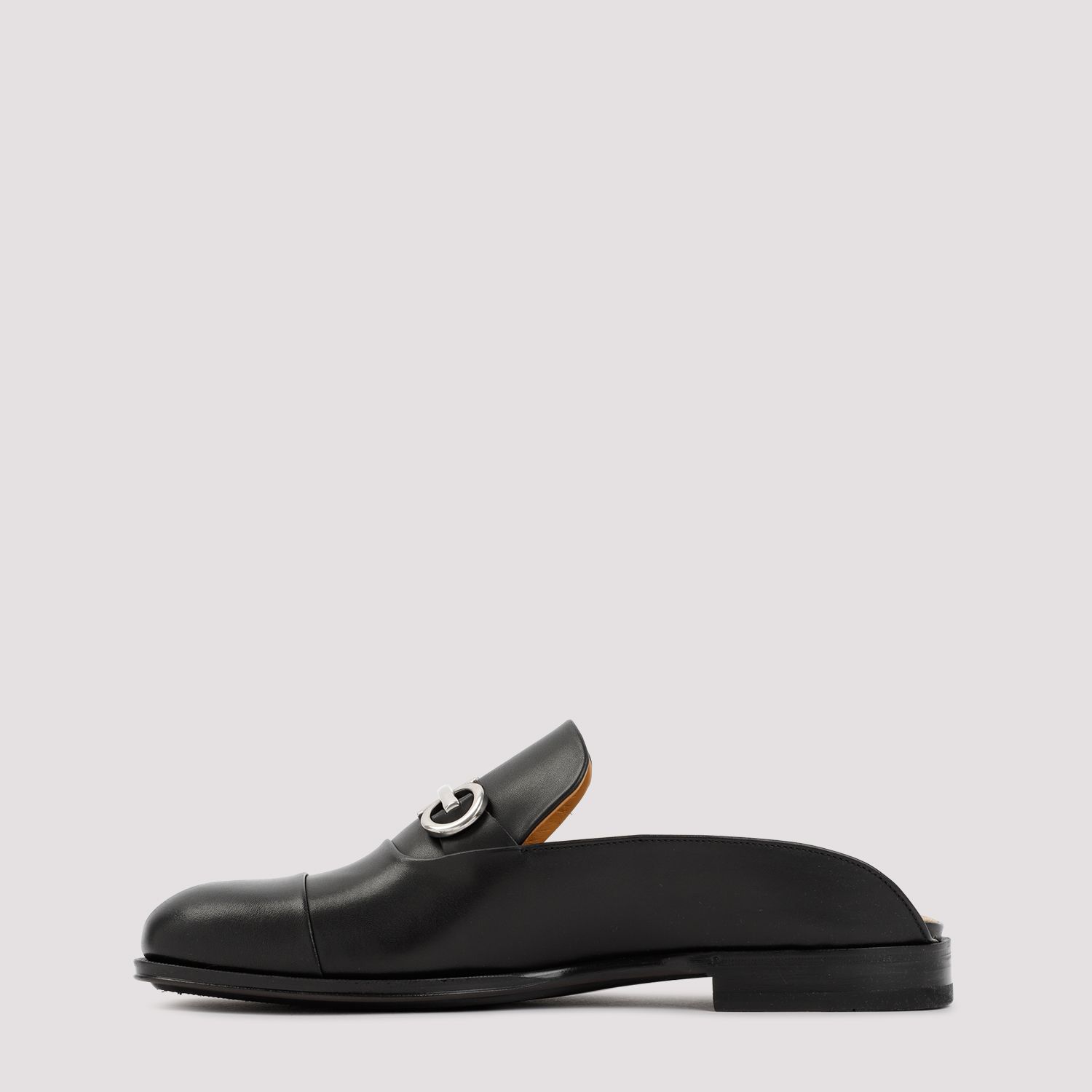 SALVATORE FERRAGAMO  Stivaletti Neri in Vitello Salvatore Ferragamo Uomo Moda