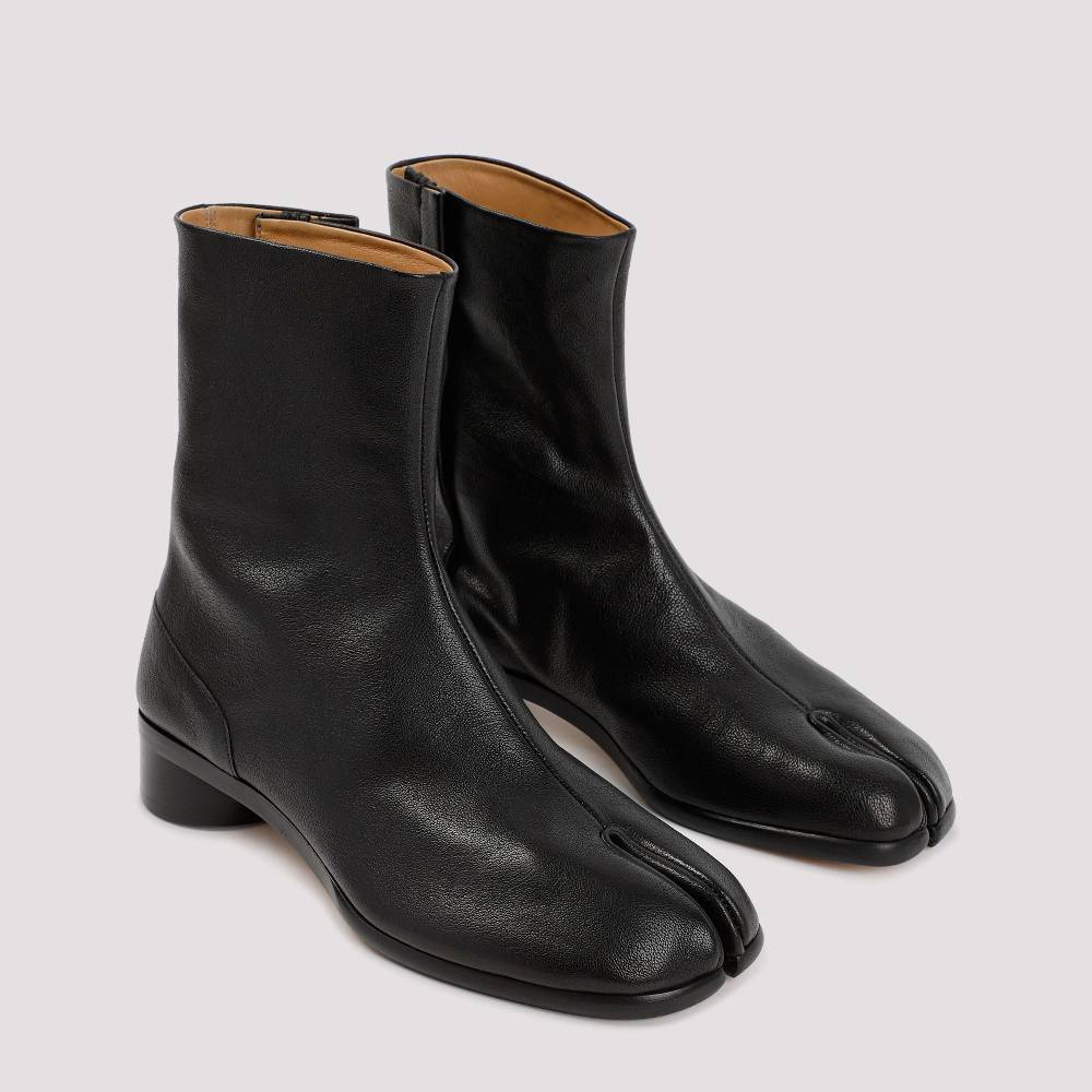 MAISON MARGIELA  Stivaletti Tabi Maison Margiela in Pelle Nera - Tacco 3cm Qualità Garantita