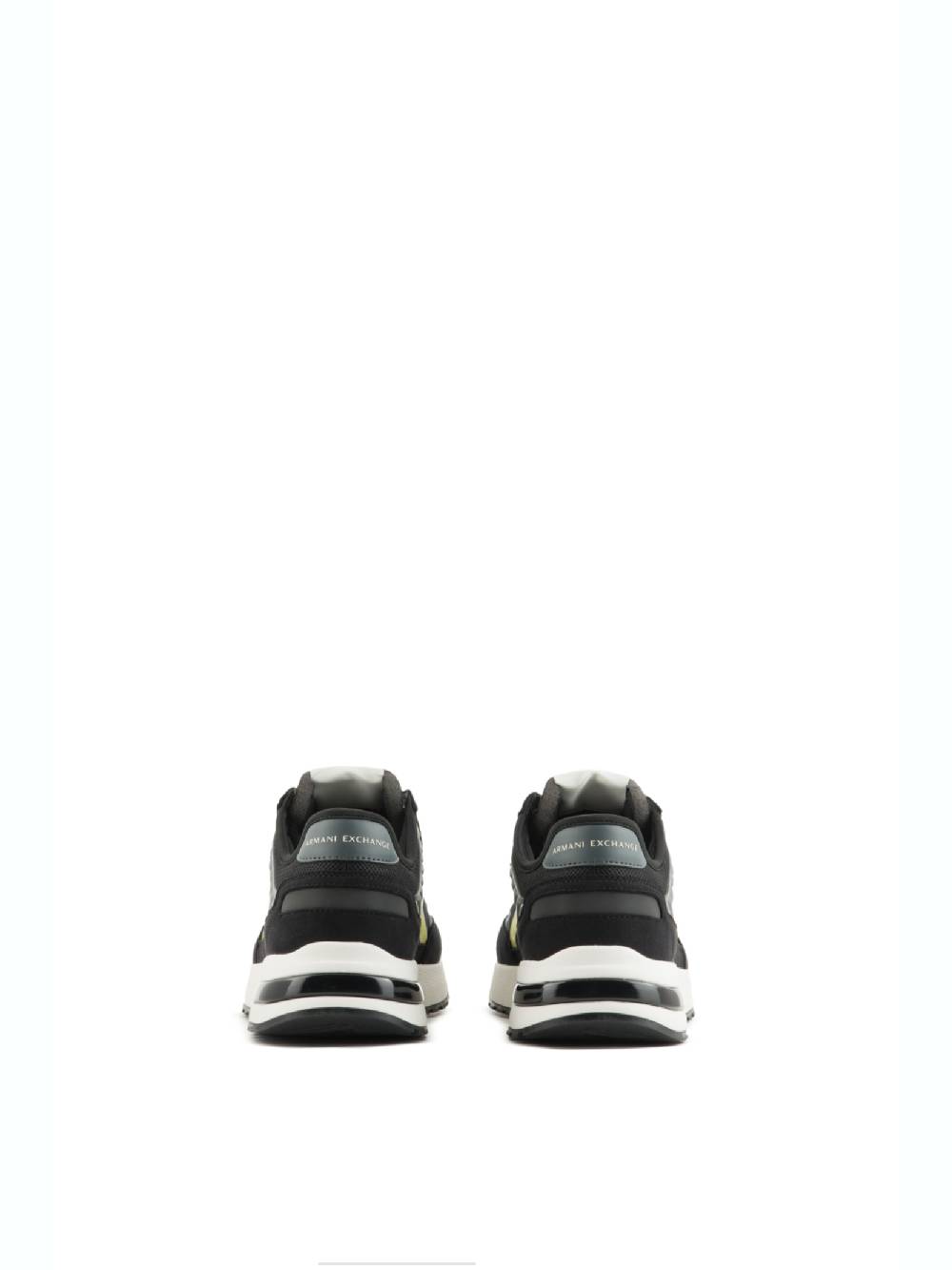 ARMANI EXCHANGE  Sneakers Uomo Armani Exchange Nero con Inserti in Camoscio Acquista Ora