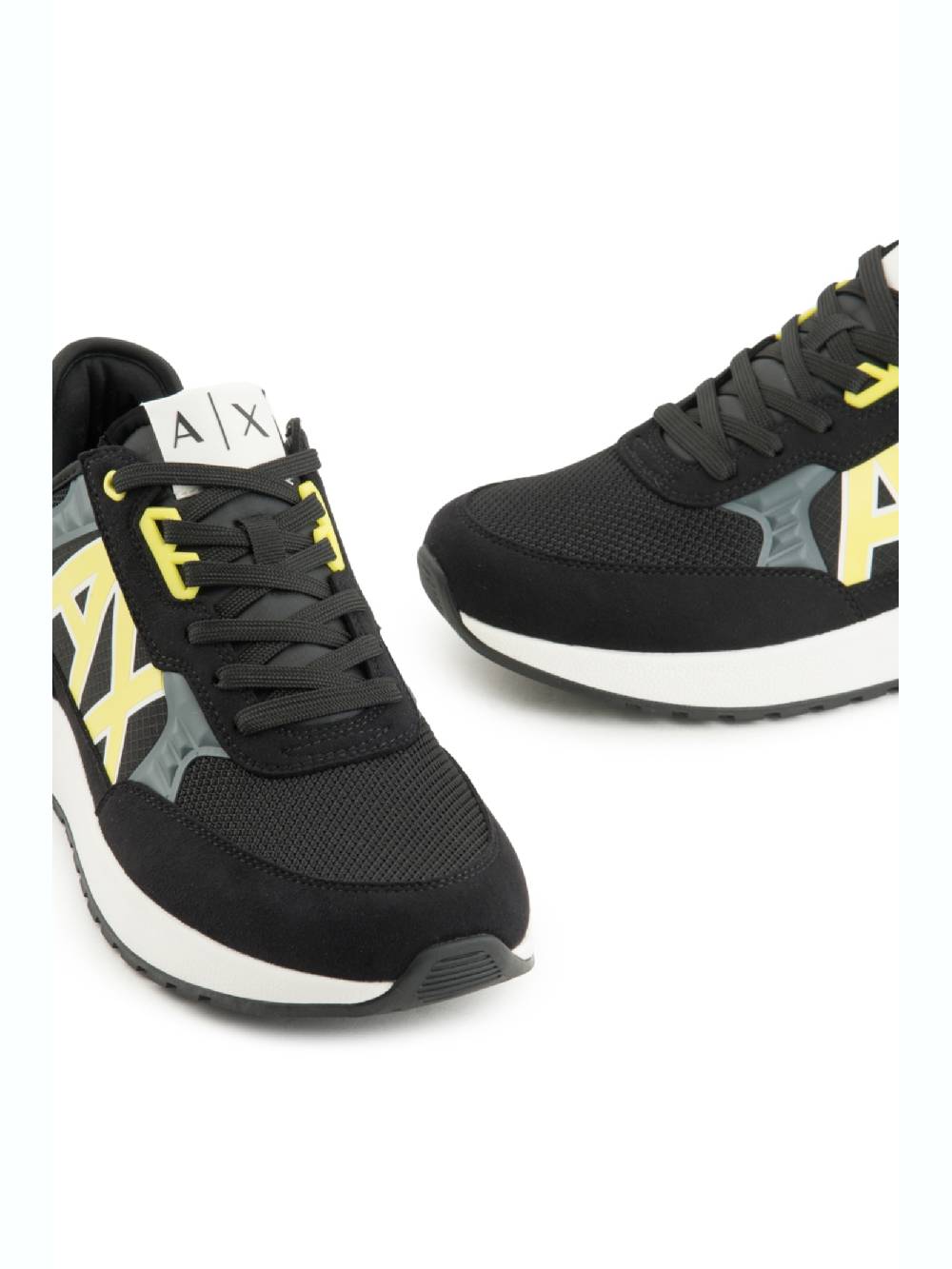 ARMANI EXCHANGE  Sneakers Uomo Armani Exchange Nero con Inserti in Camoscio Acquista Ora