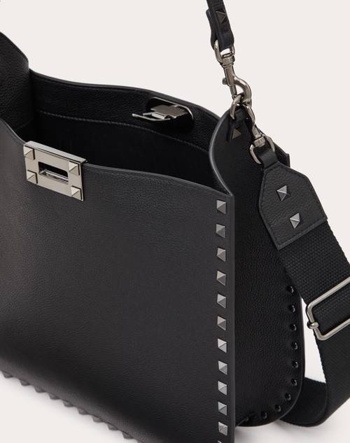 Red Valentino BORSA HOBO VALENTINO GARAVANI ROCKSTUD IN VITELLO GRANATO Affare Del Giorno