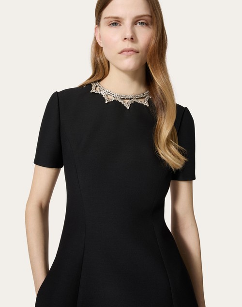 Red Valentino ABITO CORTO IN CREPE COUTURE RICAMATO Saldi
