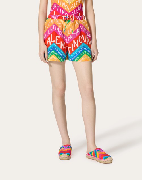 Red Valentino SHORTS IN CREPE DE CHINE VALENTINO CHEVRON 24 Enormi risparmi