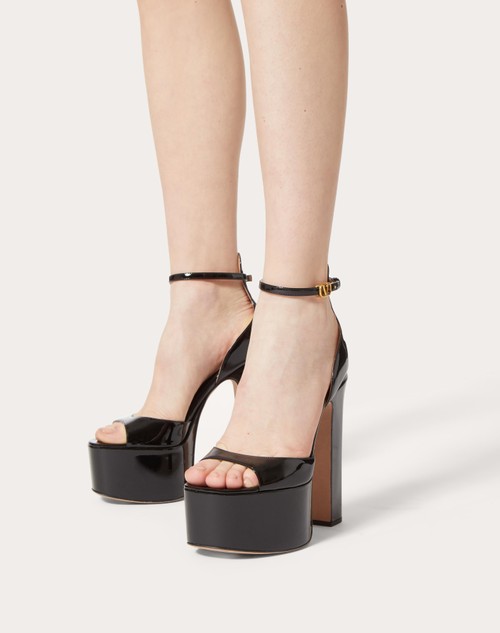 Red Valentino SANDALO CON PLATEAU VALENTINO GARAVANI TAN-GO IN VERNICE 155MM Grande vendita