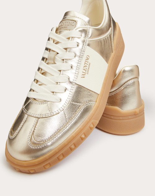 Red Valentino SNEAKER UPVILLAGE IN VITELLO LAMINATO CON BANDA IN VITELLO NAPPATO Negozio online di fabbrica