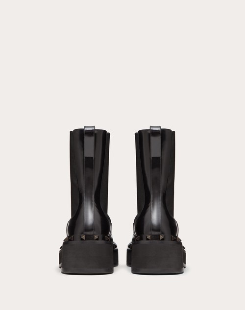 Red Valentino BEATLE ROCKSTUD M-WAY IN VITELLO E BORCHIE IN TONO 50MM Offerta temporanea