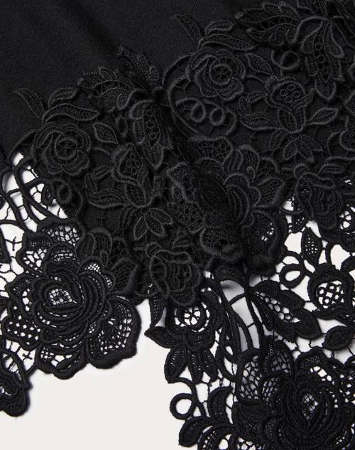 Red Valentino SCIARPA LACE IN LANA E CACHEMIRE CON DETTAGLIO IN PIZZO MACRAME' Smaltimento dello stoccaggio