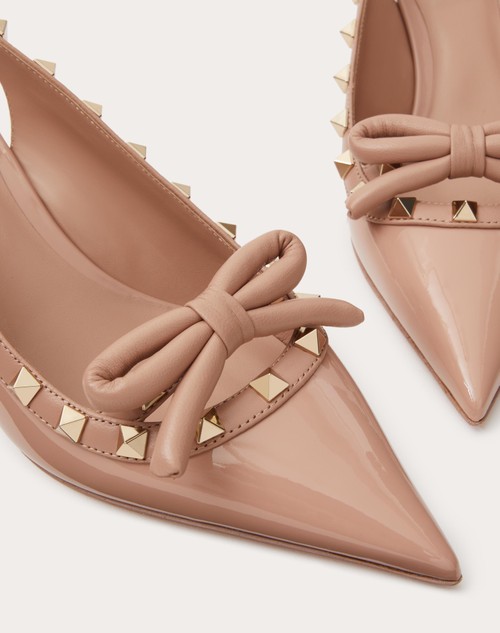 Red Valentino DÉCOLLETÉ SLINGBACK ROCKSTUD BOW IN VERNICE 60MM Black Friday Prezzi