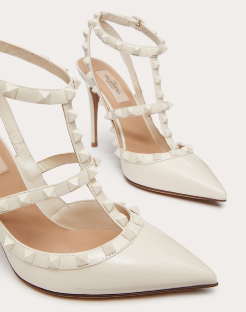 Red Valentino DÉCOLLETÉ ROCKSTUD IN VERNICE CON CINTURINI E BORCHIE IN TONO 100MM Vendita