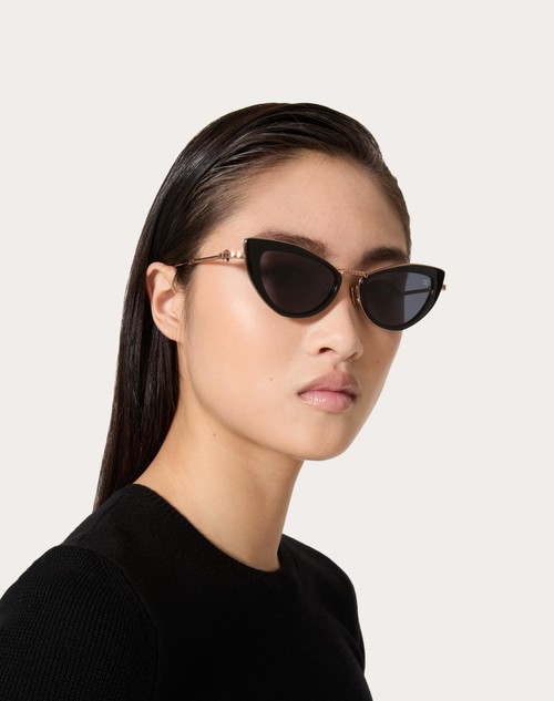 Red Valentino VIII - OCCHIALE DA SOLE CAT-EYE IN TITANIO E ACETATO CON STUD Fino al 50% di sconto