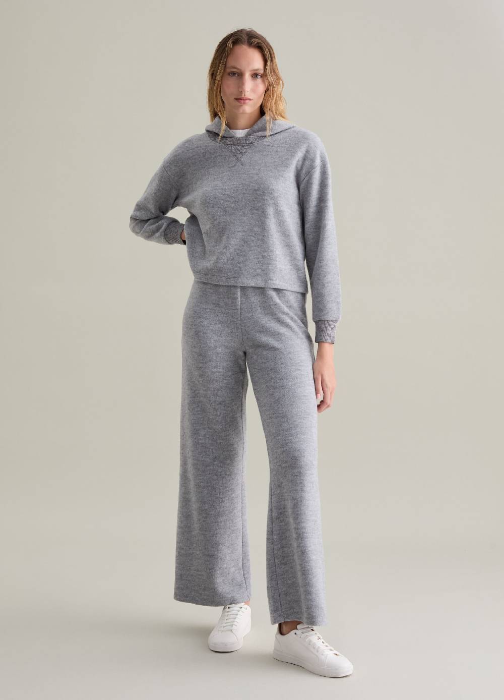 PIOMBO Top in maglia con cappuccio a maniche lunghe Economico