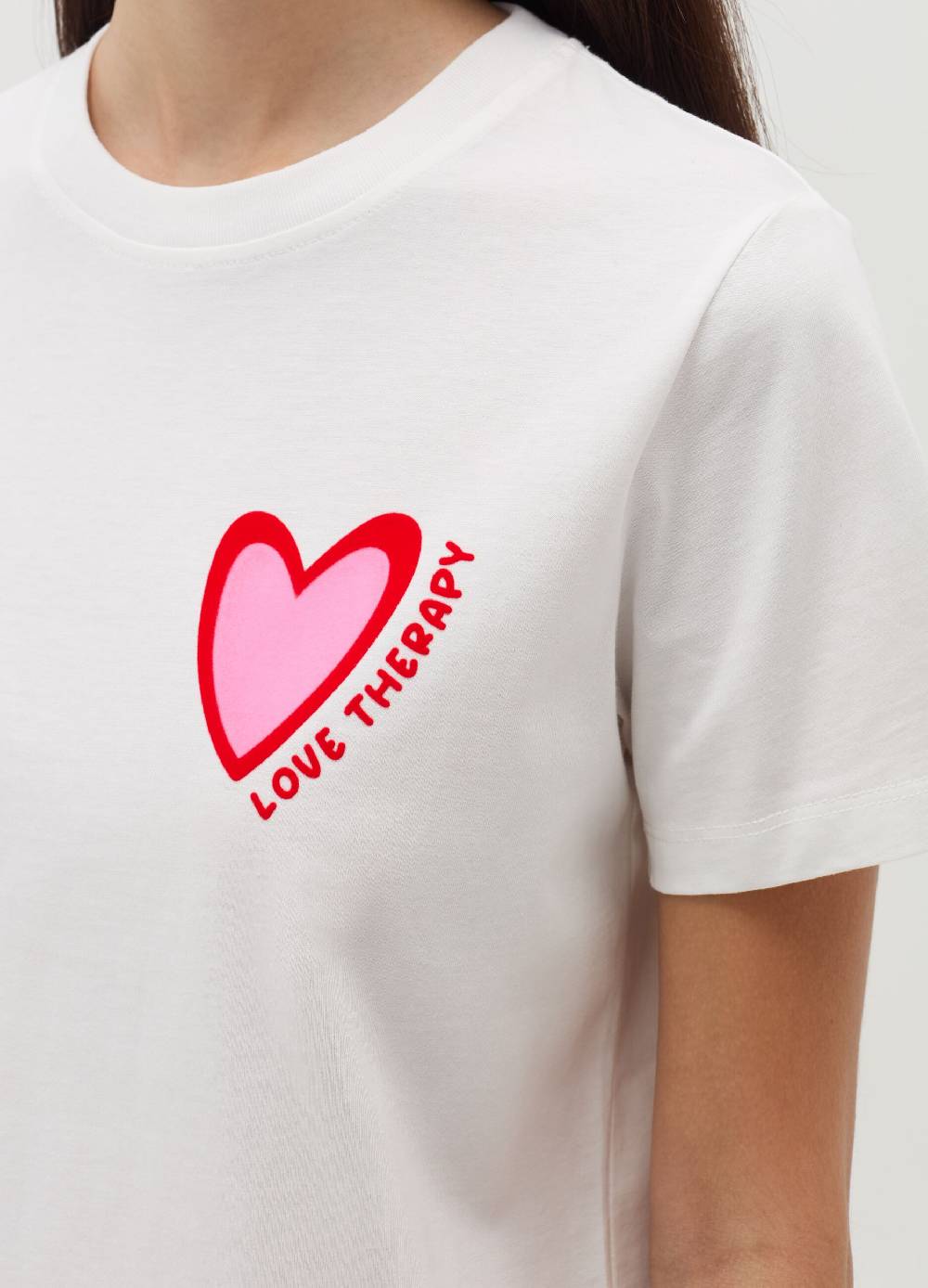 LOVE THERAPY T-shirt con stampa cuore Offerte