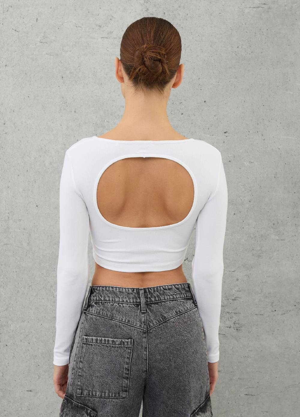 UTOPJA Cut Out Crop Longsleeve White Saldi
