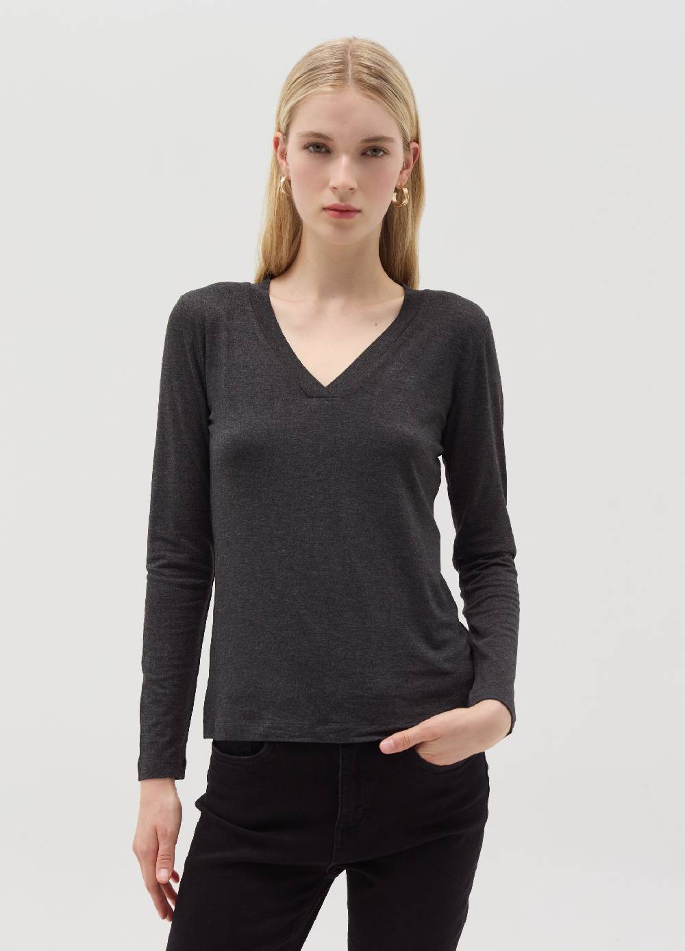 OVS T-shirt in viscosa stretch con scollo a V Negozio