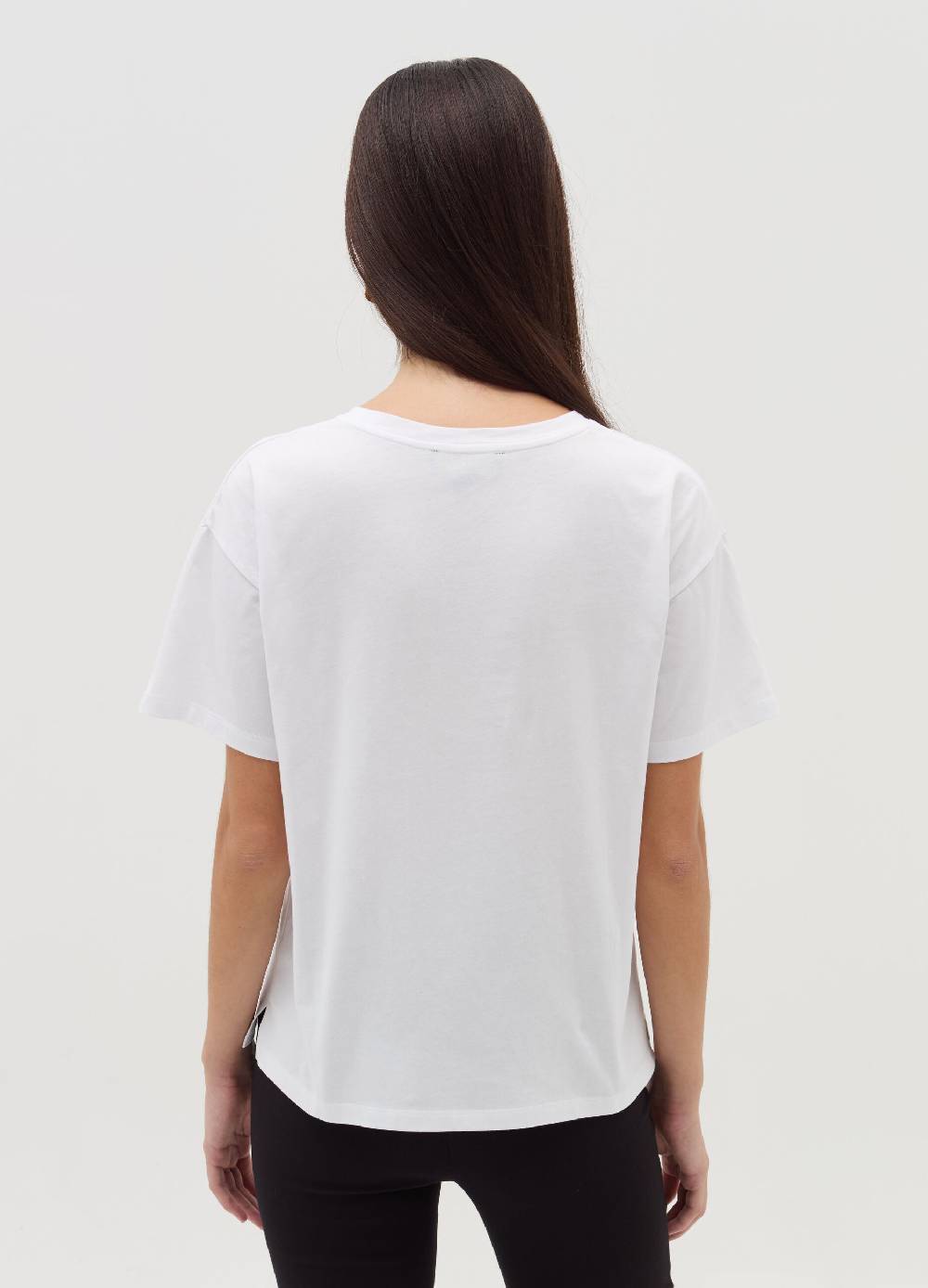 OVS T-shirt con applicazione floreale 2025