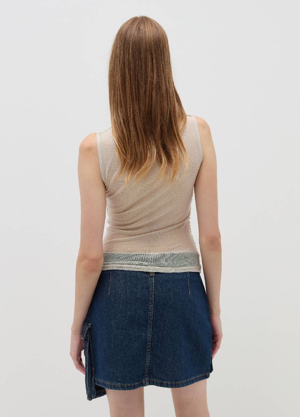 B. ANGEL Top in mesh con arricciatura Sconto