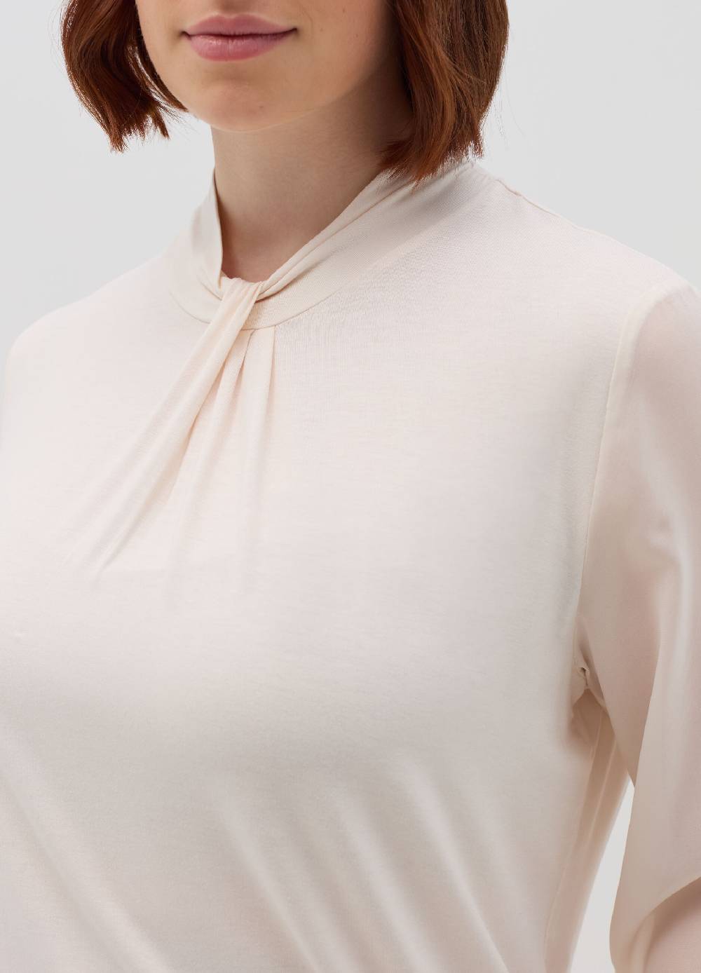 MYA T-shirt in viscosa stretch con nodo Curvy Negozi Online