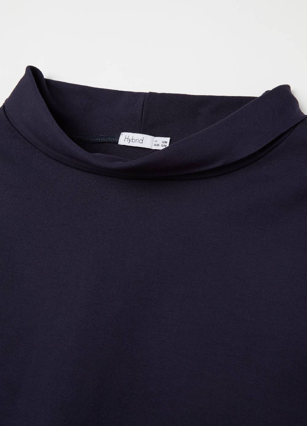 HYBRID Blusa scollo a barca con risvolto Moda