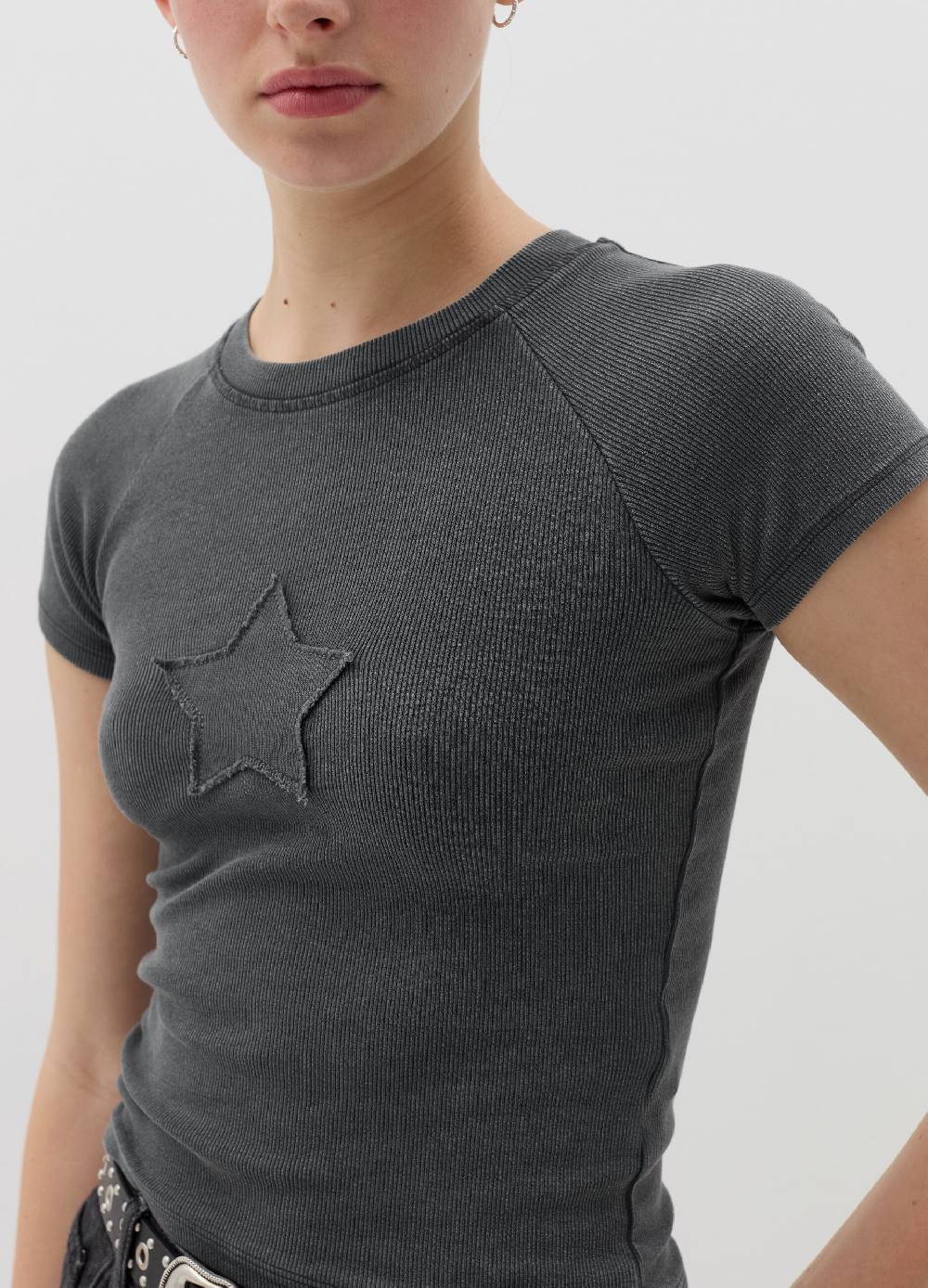 B. ANGEL T-shirt crop a costine con ricamo Online