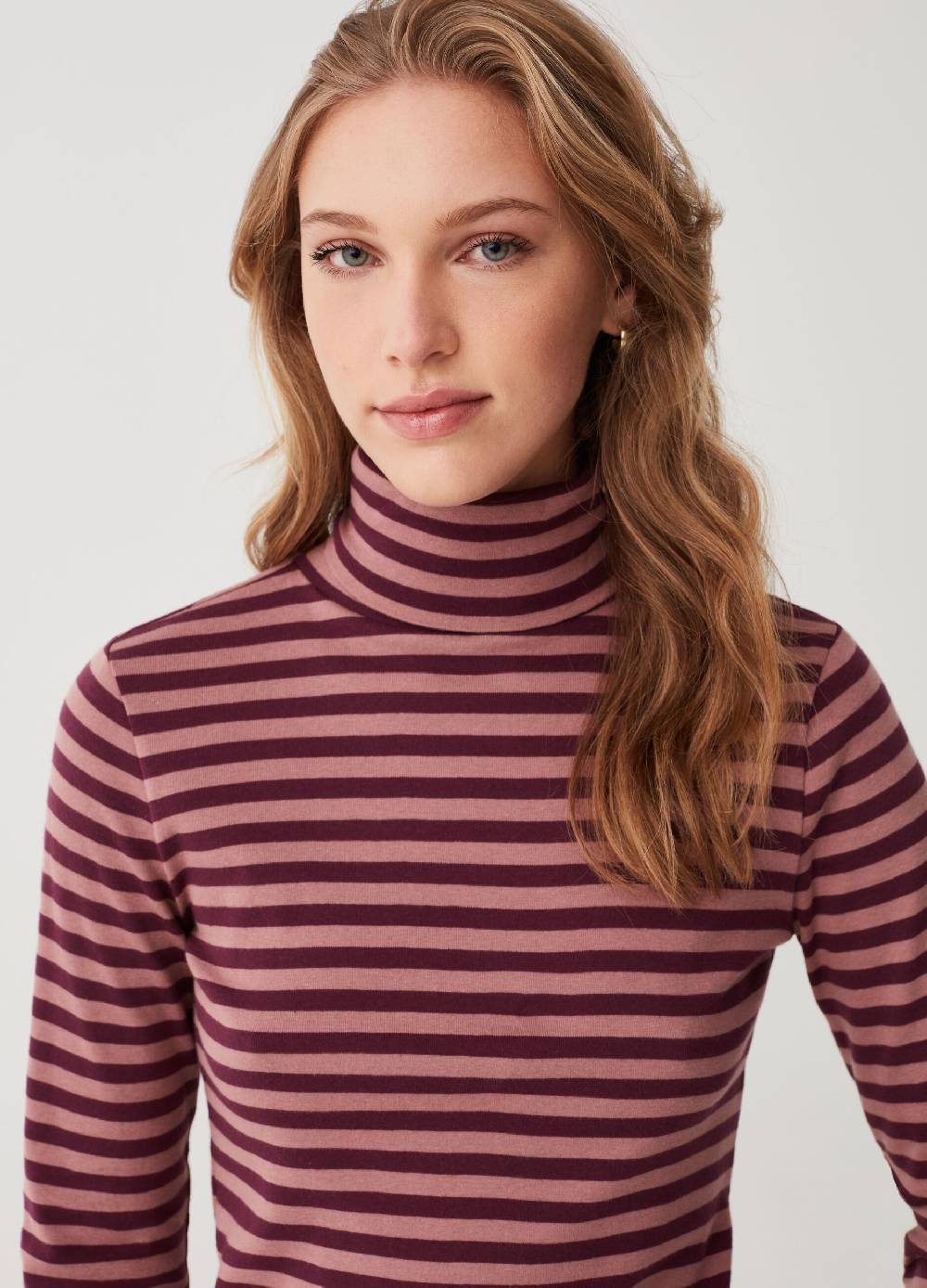 OVS T-shirt a righe con collo alto Nuova